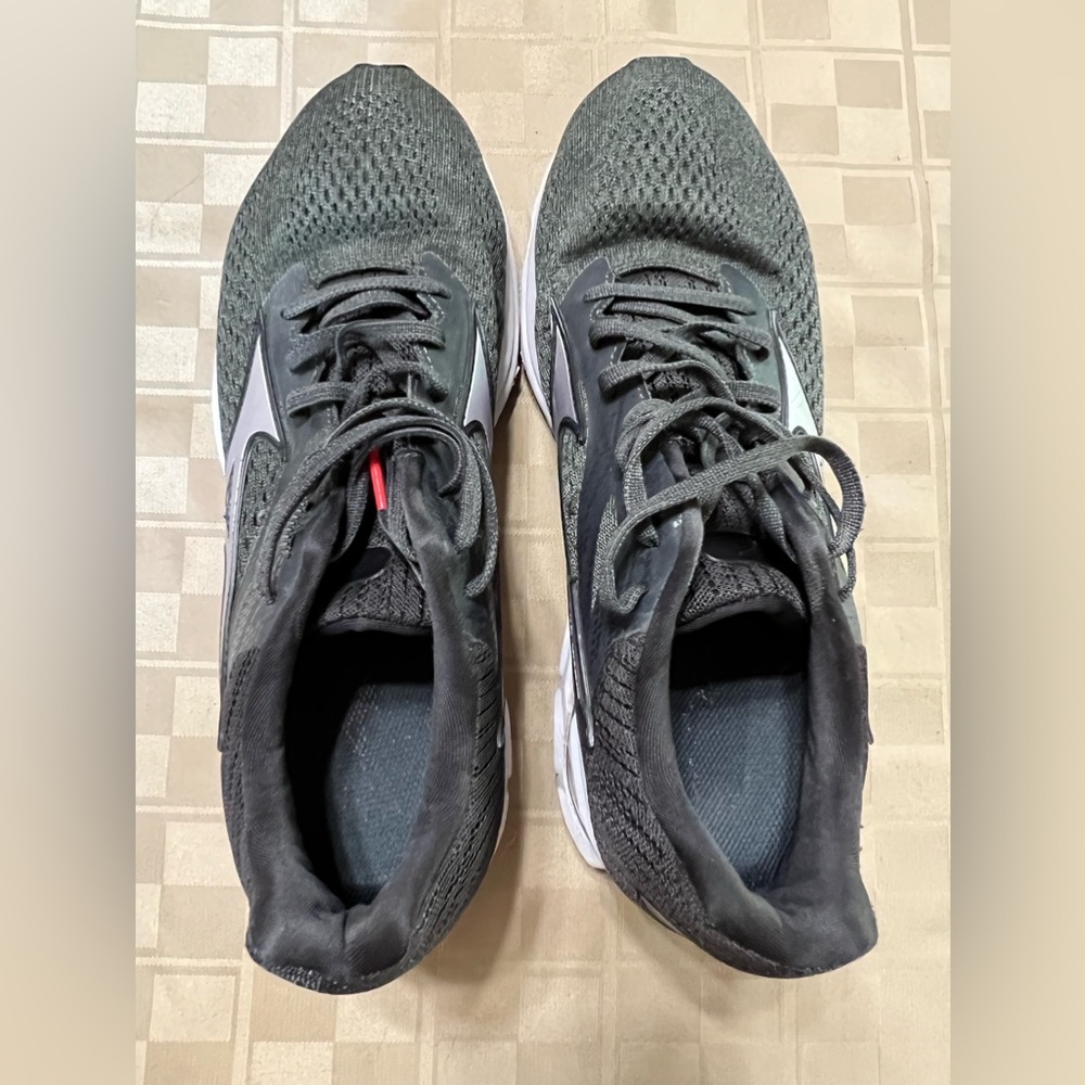 Mizuno Waver Rider 23 Running Shoes Women Size 10 Gray Black J1GD190349 EUC 2019